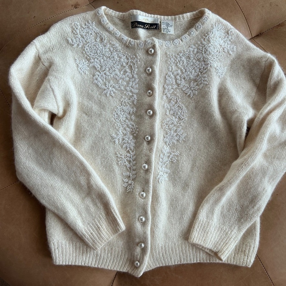 Vintage 90s Dana Scott Silk Cardigan Womens S Beaded Pearl Angora Ivory